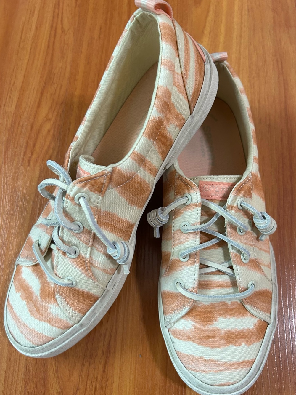 Sperry Women's Canvas Sneakers Peach & Cream